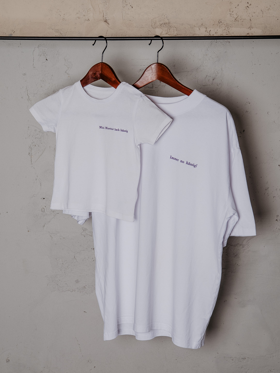 Kids Shirt "Mini Muetter isch hässig"